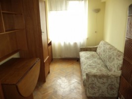 vand-apartament-cu-trei-camere-5